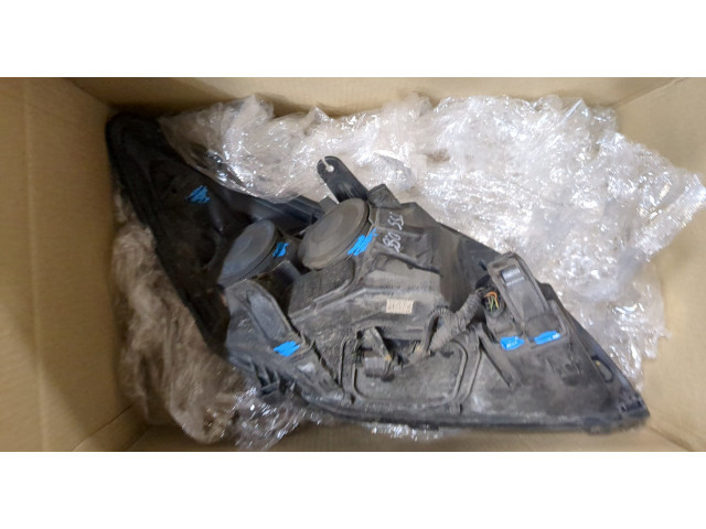 Фара передняя  Ford Focus 2 2008-2011 левая 