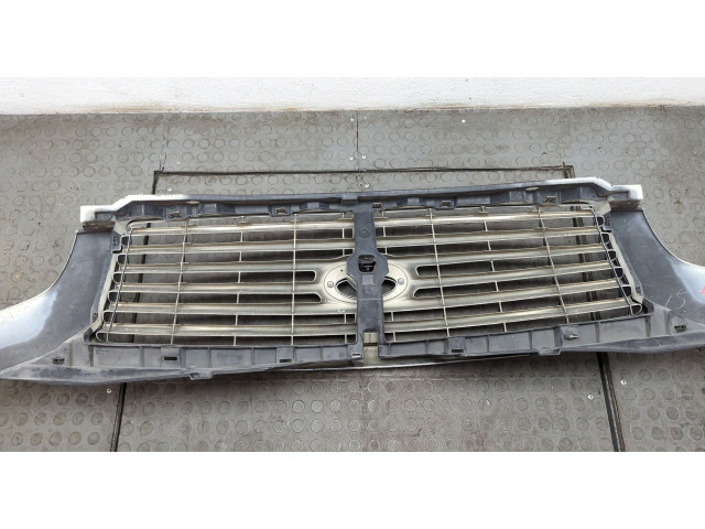 Решетка радиатора Infiniti QX56 2010-2013 623101LA1A