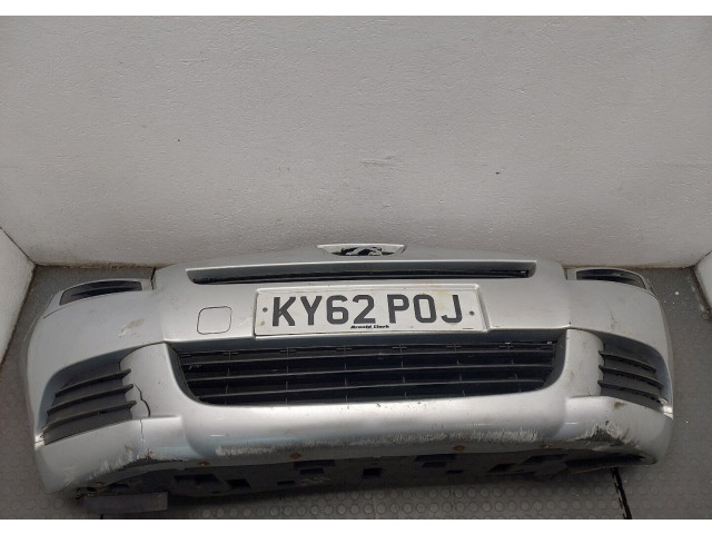 Бампер  Peugeot 5008 2009-2016 передний    