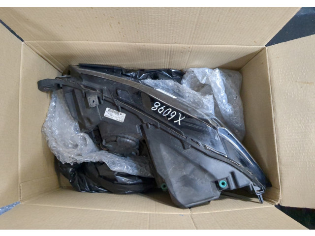 Фара передняя Jaguar XF 2015–2020 правая