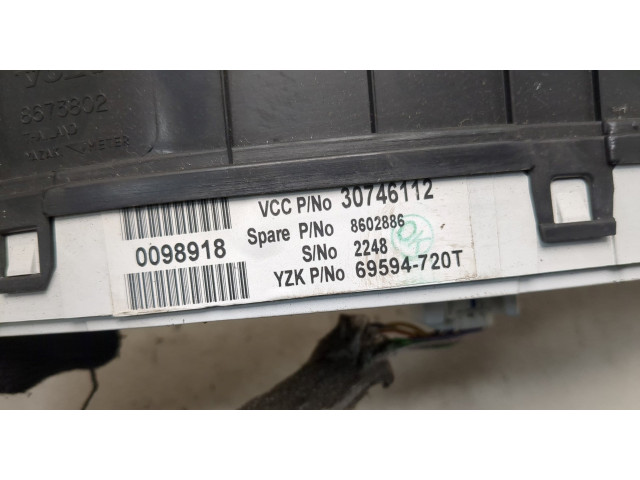 Панель приборов  Volvo XC70 2002-2007            