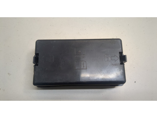 Крышка блока предохранителей GMC Terrain 2017-2024