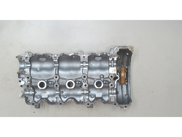 Клапанная крышка двигателя ДВС Mercedes E W213