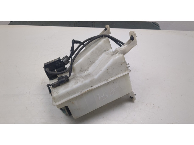 Бачок омывателя  KIA Sorento 2002-2009    