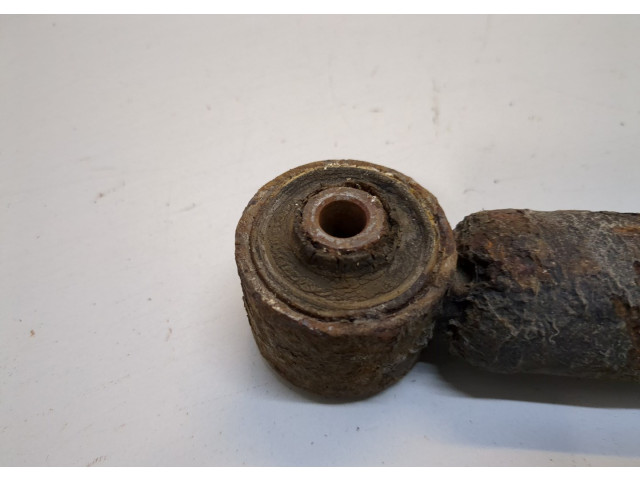 Стойка амортизатора  Volkswagen Golf 4 1997-2005      