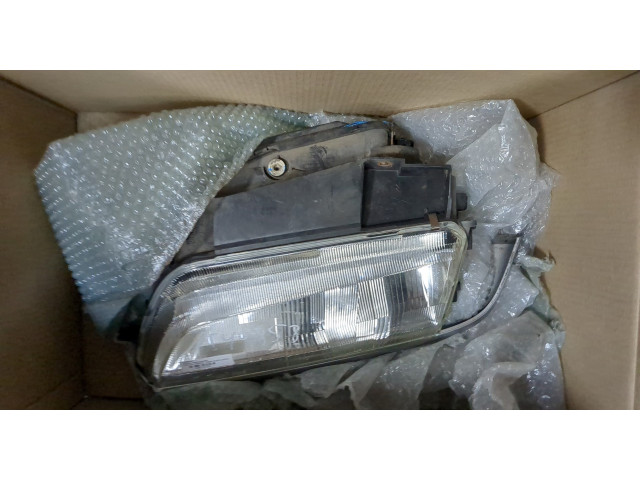 Фара передняя  Citroen Xantia 1998-2002 левая 