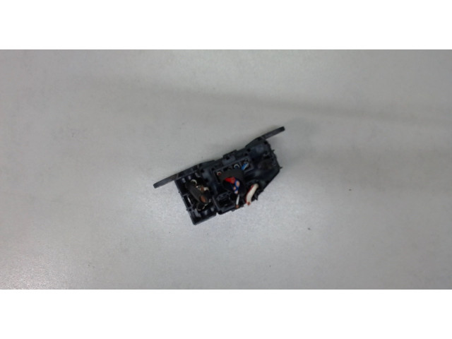 Блок предохранителей Ford Ranger 2006-2012 1454421 2.5