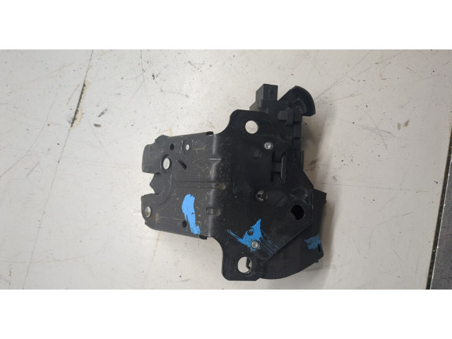 Замок багажника  Audi A6 (C6) 2004-2011       