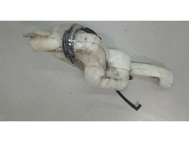 Бачок омывателя Jeep Compass 2006-2011 5189350AA 2.4