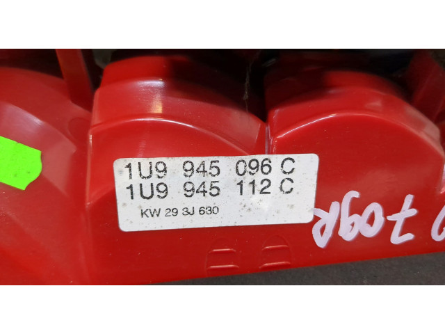 Задний фонарь