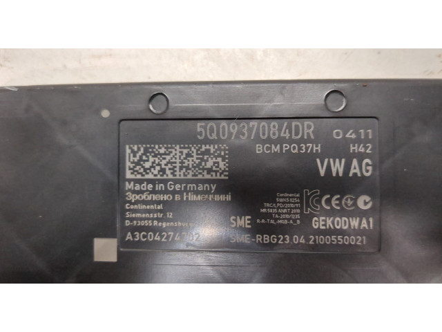 Блок комфорта Audi Q3 2018- 5Q0937084DR