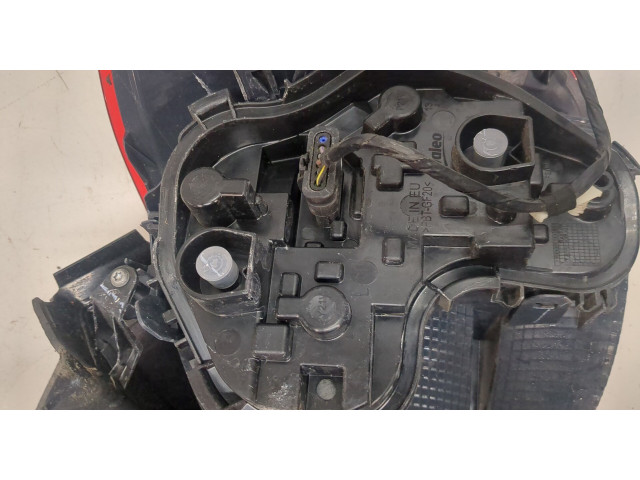 Задний фонарь BMW 1 F20, F21 2011-2019