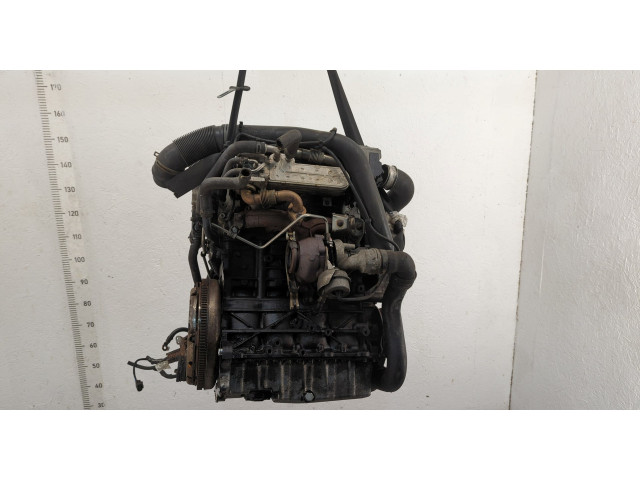 Форсунка топливная  Volkswagen Golf Plus    038130073AG     