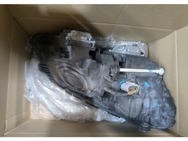 Фара передняя  Mercedes E W212 2013-2016 левая 