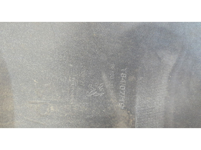 Бампер  Peugeot 3008 2009-2016 задний   