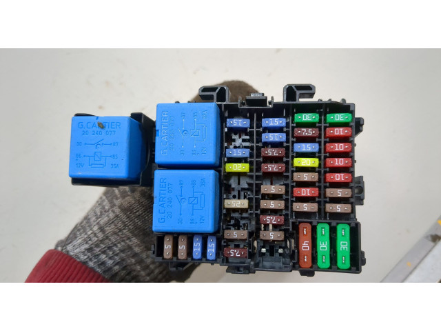 Блок предохранителей  Dacia Logan 2012-2016         