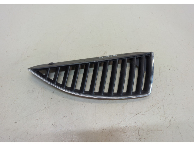 Решетка радиатора Mitsubishi Lancer 9 2003-2006