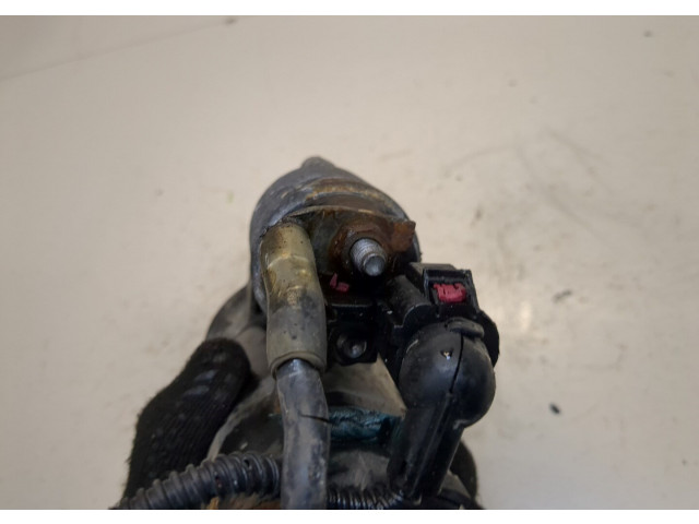 Стартер Volkswagen Caddy 2010-2015 02m911024c