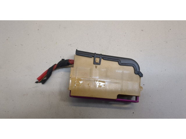 Блок предохранителей  Audi A6 (C6) 2004-2011         