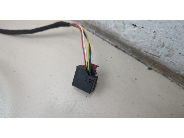 Зеркало боковое  Audi A1 (8X) 2010-2018  правое           