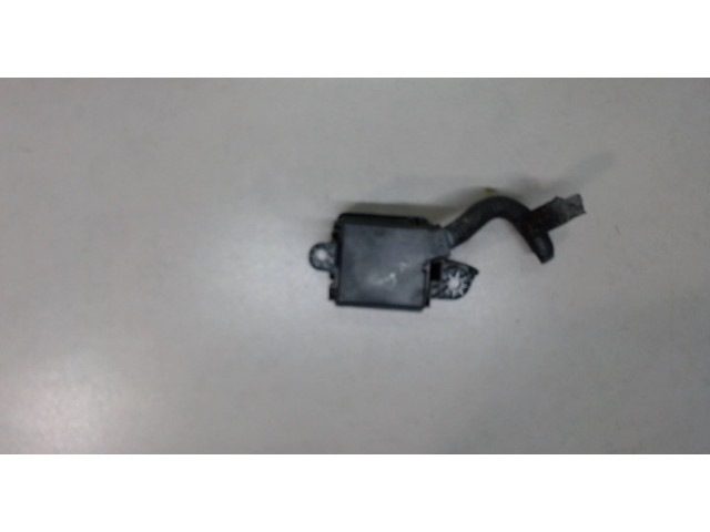 Блок реле  Lexus LS460 2006-2012      8266250170    4.6