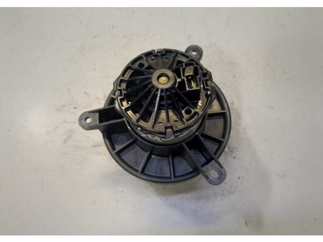 Моторчик печки  Jaguar XJ 2003–2008 2725000570     2725000570   