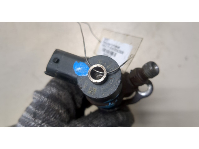 Форсунка топливная Volvo C70 2006-2009 8603595, 0445110251