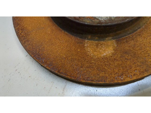 Диск тормозной KIA Rio 2005-2011 1.4 передний 517121G000