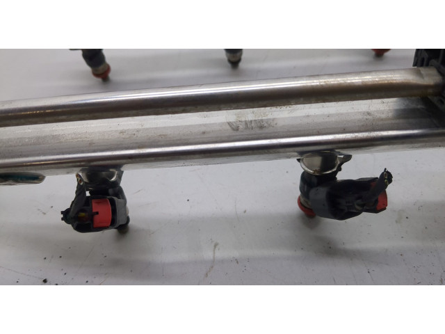 Форсунка топливная  Ford Explorer 2010-2015         