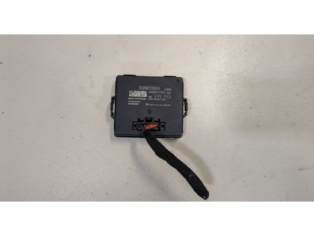 Блок комфорта Audi Q3 2018- 3Q0907530AA