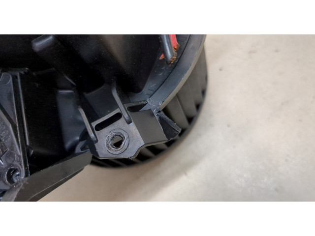 Моторчик печки  Fiat Punto Evo 2009-2012        
