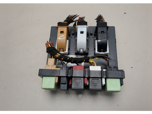 Блок комфорта Skoda Octavia (A5) 2004-2013 1K0937085P