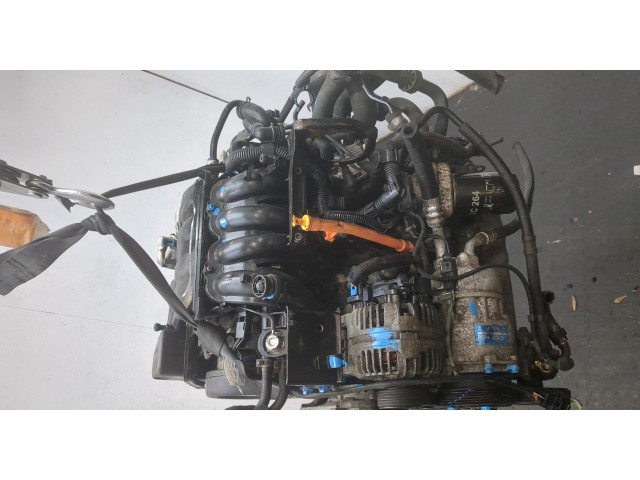 Форсунка топливная Skoda Octavia Tour 1996-2011 037906031AL, 06A133317A