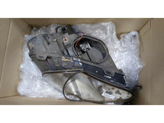 Фара передняя Jaguar XK 1996-2004 правая