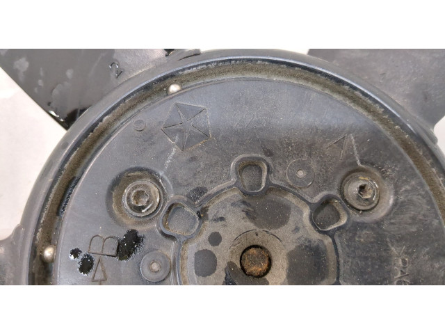 Вентилятор радиатора  Jeep Compass 2017-2021           