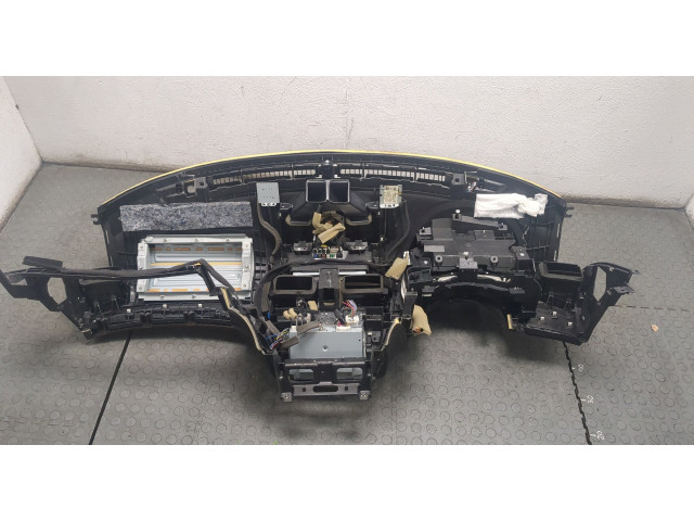 Панель приборов  Infiniti Q70 2012-2019            