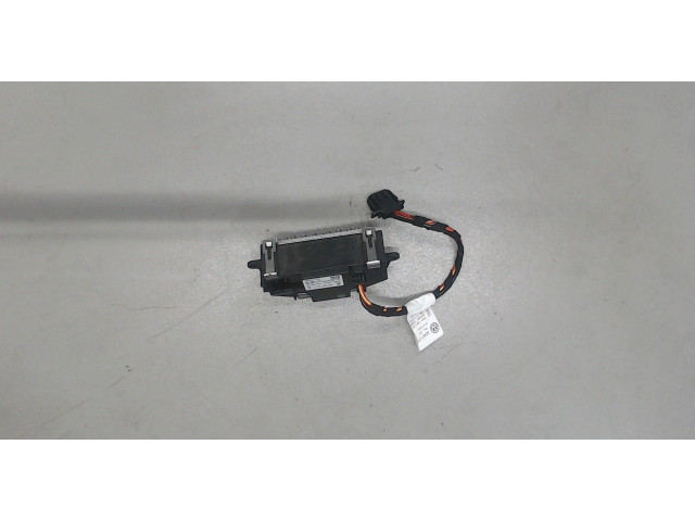 Сопротивление отопителя (моторчика печки) Audi Q7 2006-2009