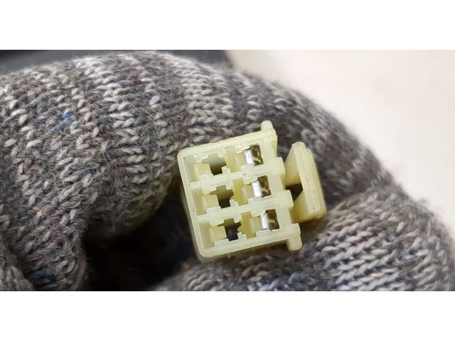 Зеркало боковое  Subaru Forester (S10) 1998-2002  правое           41071904