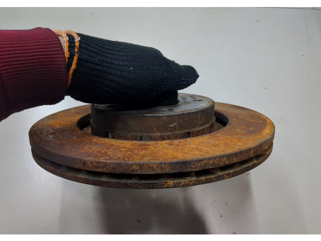 Диск тормозной  Mitsubishi Outlander XL 2006-2012 2.2  передний     MR205215      