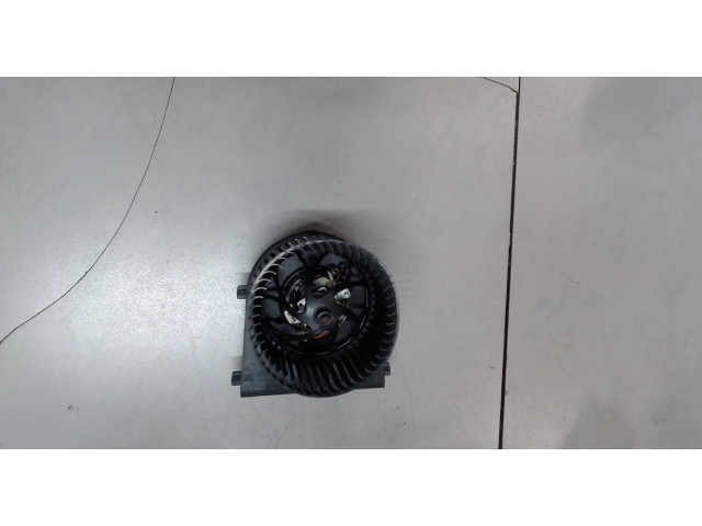 Моторчик печки  Audi A3 (8L1) 1996-2003 1J1819021A      1J1819021A   