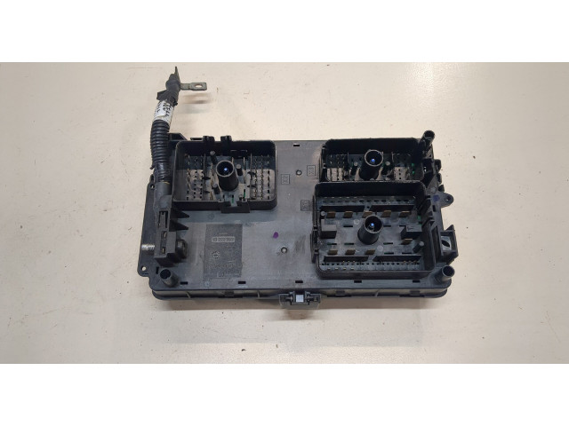 Блок предохранителей Cadillac SRX 2012-2016