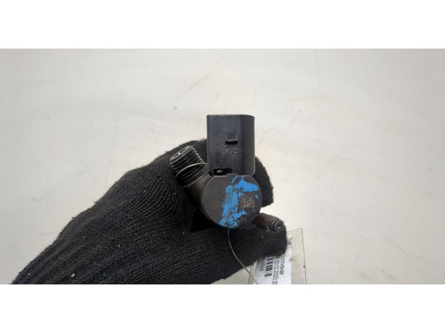 Форсунка топливная  Audi A3 (8V) 2012-2020    04L130277D, 04L130277DX     