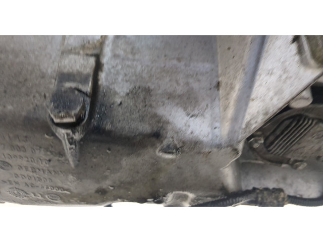 Форсунка топливная  BMW X3 E83 2004-2010    13537797877     