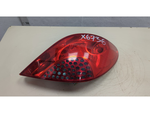 Задний фонарь 6351Y7