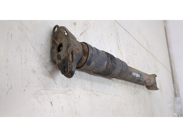 Стойка амортизатора  Jeep Grand Cherokee 2013-      