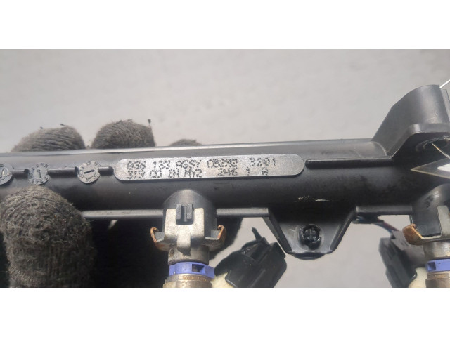 Форсунка топливная Skoda Fabia 2007-2014 036906031AH, 036133320C