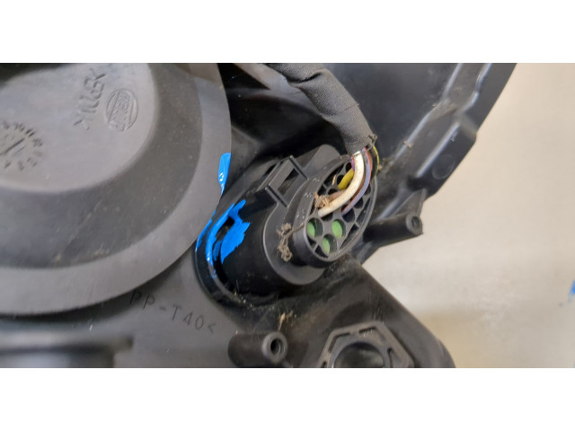 Фара передняя  Skoda Fabia 2007-2014 правая 