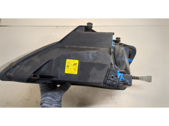 Фара передняя Ford Galaxy 2000-2006 правая