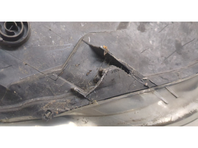 Фара передняя Volkswagen Passat 6 2005-2010 левая