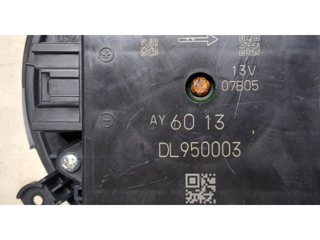 Моторчик печки  Cadillac XT5 2016-2019        